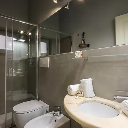 Apartment Beautiful Flat In Oltrarno Florence