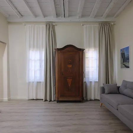 Beautiful Flat In Oltrarno