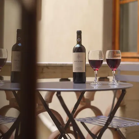Apartment Beautiful Flat In Oltrarno Florence